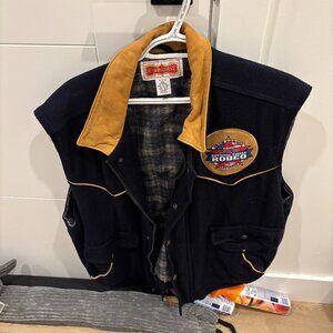 2006 NFR Gold Coast Vest